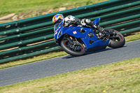 enduro-digital-images;event-digital-images;eventdigitalimages;mallory-park;mallory-park-photographs;mallory-park-trackday;mallory-park-trackday-photographs;no-limits-trackdays;peter-wileman-photography;racing-digital-images;trackday-digital-images;trackday-photos